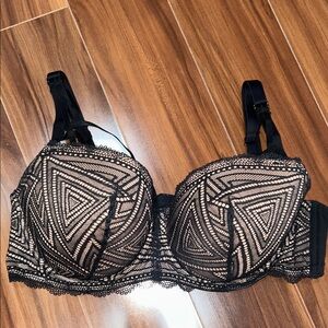 40D Adore Me strappy lace bra lightly lined